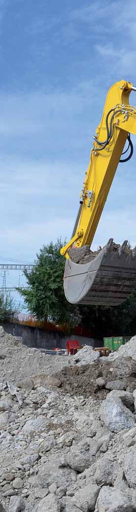 Överlägsen flexibilitet Idealisk för en lång rad tillämpningar Komatsu PC210-10 är kraftfull och noggrann och utrustad för att effektivt utföra alla uppgifter som er verksamhet kräver.