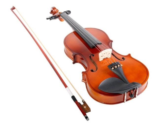 en liten trekantig bit av plast, som man knäpper på strängarna med. Stråkinstrument Fiolen är ett stråk-instrument. Den har fyra strängar. När man spelar på en fiol använder man en stråke.