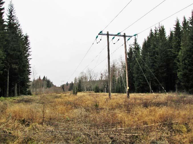 avgreningspunkten utgörs av tre separata fasledare AL 500mm2 vardera.