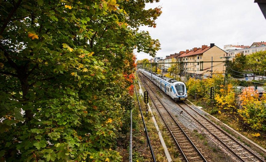 mellan Tomteboda och Kallhäll för att möta den