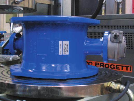 Produkterna överensstämmer med gällande standarder Produkt Tillämpning Bygg mått Flänsförband