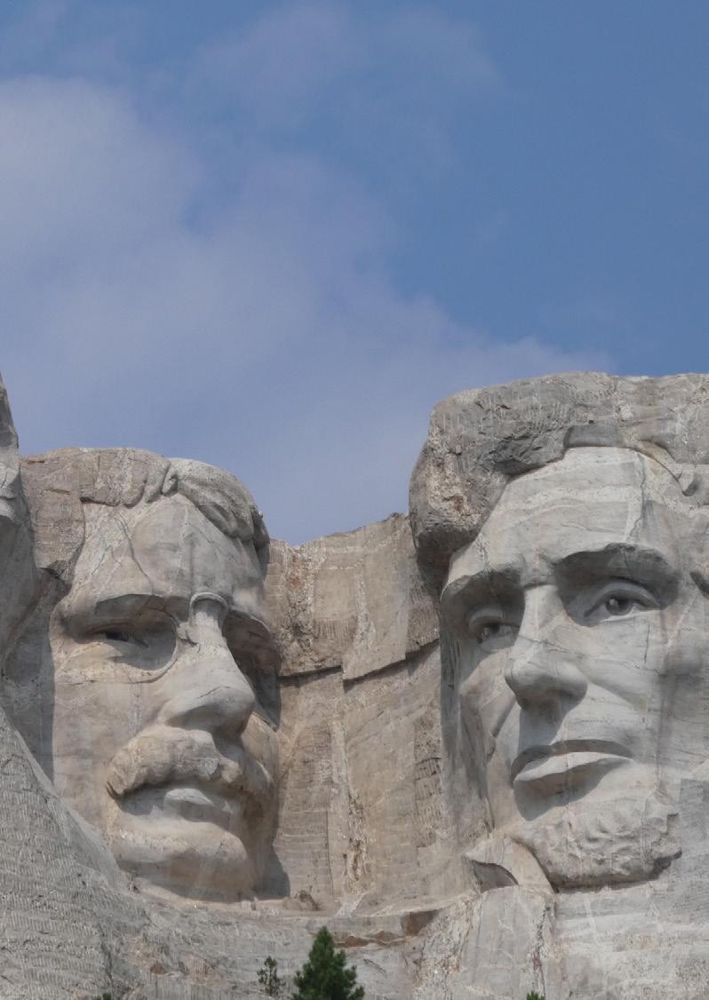 Resan OVÄNTAT MÖTE I USA: PÅ PARKERINGEN I MOUNT RUSHMORE STOD EN HUSBIL FRÅN KABE!