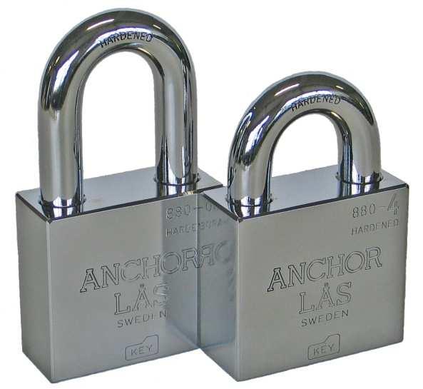 ANCHOR 880-4 Ett kraftigt klass 4 hänglås lämpligt för låsning av containers, lagerlokaler, grindar och dyl. I hänglåset ingår ANCHOR skivlåscylinder samt 2st nycklar.