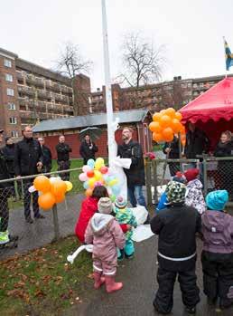 E-KOLL, VÅR STORA ENERGIUTMANING Lysande idé gav roliga lyktstolpar på Hattens förskola Isande kalla vindar och mörker stoppar inte barnen.