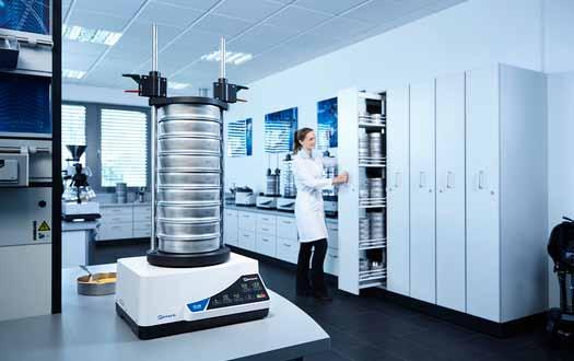 Den passar även perfekt för 8 parallella reaktioner, men du kan också använda upp till 3 DrySyn OCTO Reaction Stations med valfri DrySyn MULTI-bas, och därmed kunna köra upp till 24 stycken