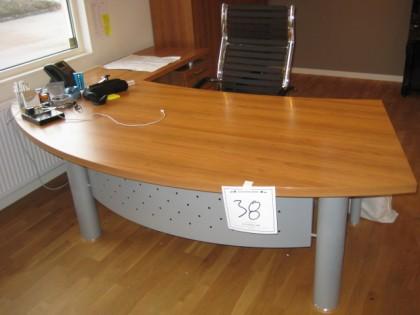 Avslut: 15:52 Sideboard,
