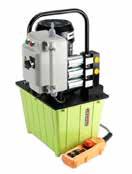Oljevolym: 2,4 7,5 l TWH HYDRAULISKA HANDPUMPAR 700 BAR INTEGRERAD