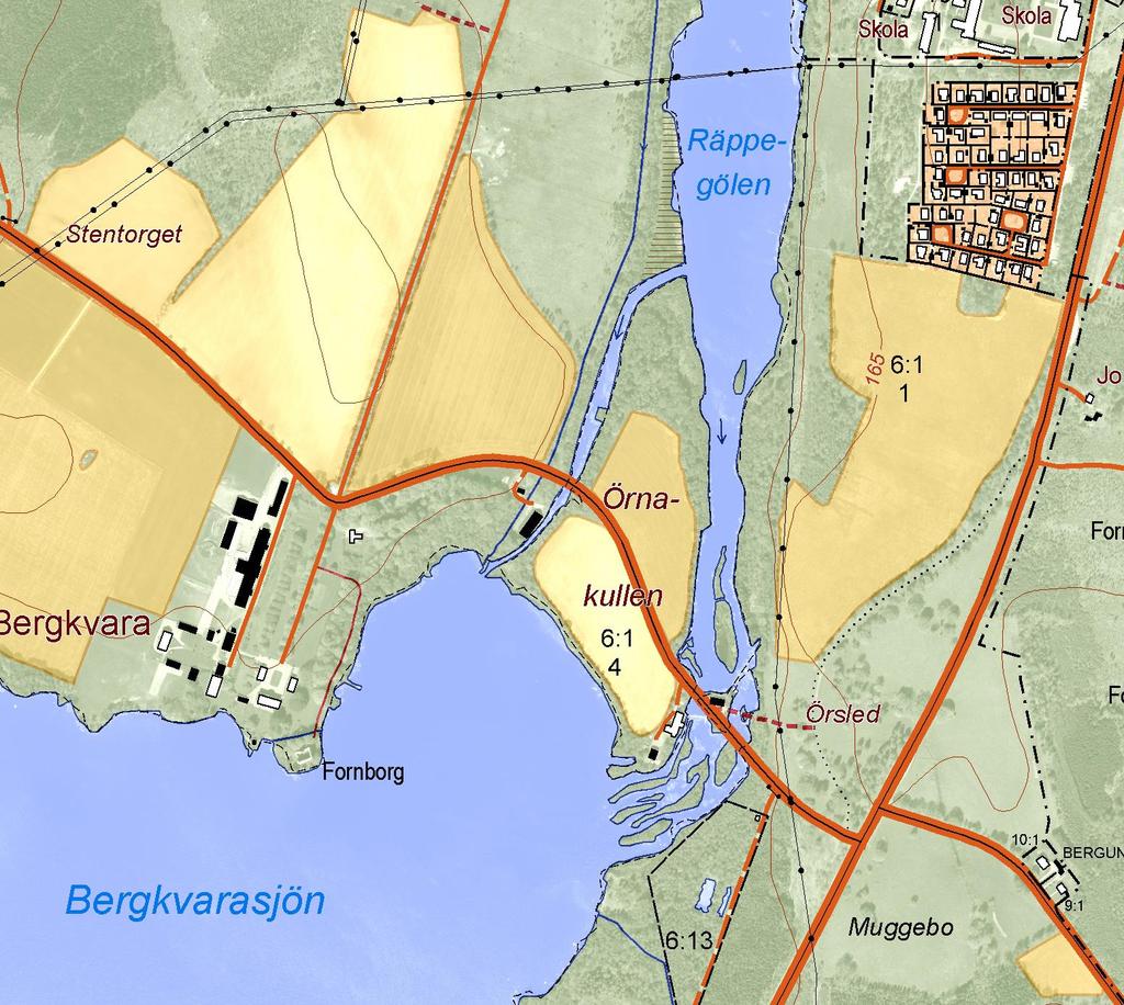 Fig. 2. Undersökningsområdet är den gulfärgade åkermarken 6:1 1, närmast väg 23 i bildens högra del. Utsnitt från Fastighetskartan från Lantmäteriet i skala 1:10 000.
