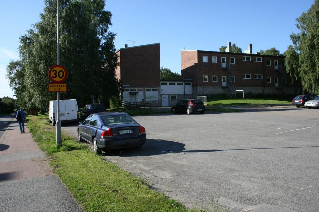 Läget på utförda borrpunkter har mäts in med GPS och redovisas i koordinatsystemet SWEREF 99 12 00 och höjdsystemet GH88. 4 Geoteknisk översikt 4.