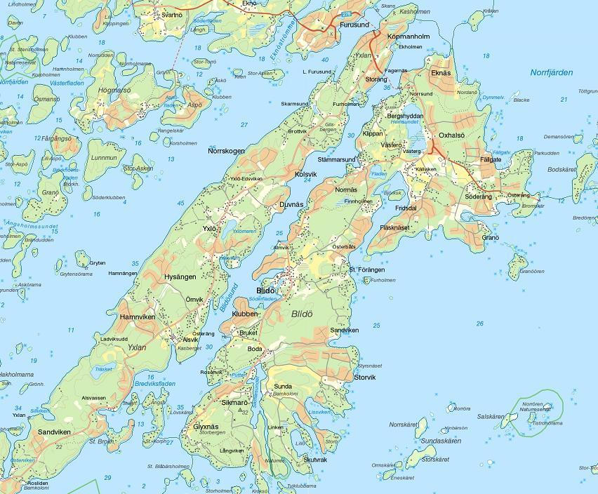 Blidösund Vattenförekomsten Blidösund är belägen mellan Yxlan och Blidö och upptar en yta av 5,9 km2. I Figur 42 visas Blidö avloppsreningsverk och den provpunkt där undersökningar utförts.