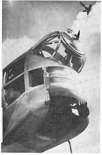 OCH BEREDSKAPEN Av överstelöjtnant NILS KINDBERG MATERIELLA förstärkningar på flygplansidan är, som tidigare framhållits, högeligen nödvändiga.
