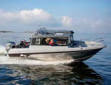 - 104 70-150 hk 6 Hydraulisk styrning Yamaha Y-COP Startspärr Navi Garmin 922xs inkl givare Matta i kajutan Aluminiumdurk Sjökort Garmin Bluechart g2