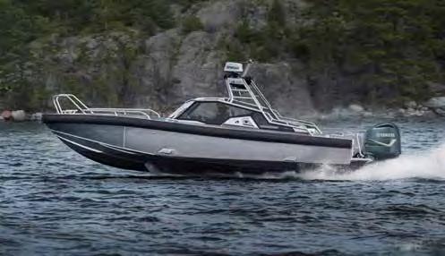 taklucka M-400 ytbehandling Bottenmålad LED-Lanternor Uttag 12V Elektrisk/Handlänspump Självläns Yamaha Y-Cop Startspärr Fender och fenderlinor, 4 st Tampar, 4 st Spinlock-flytväst Black Card