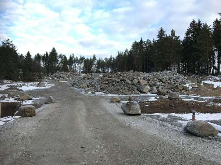 Utfall Inget berg har körts bort Blöta lermassor hade