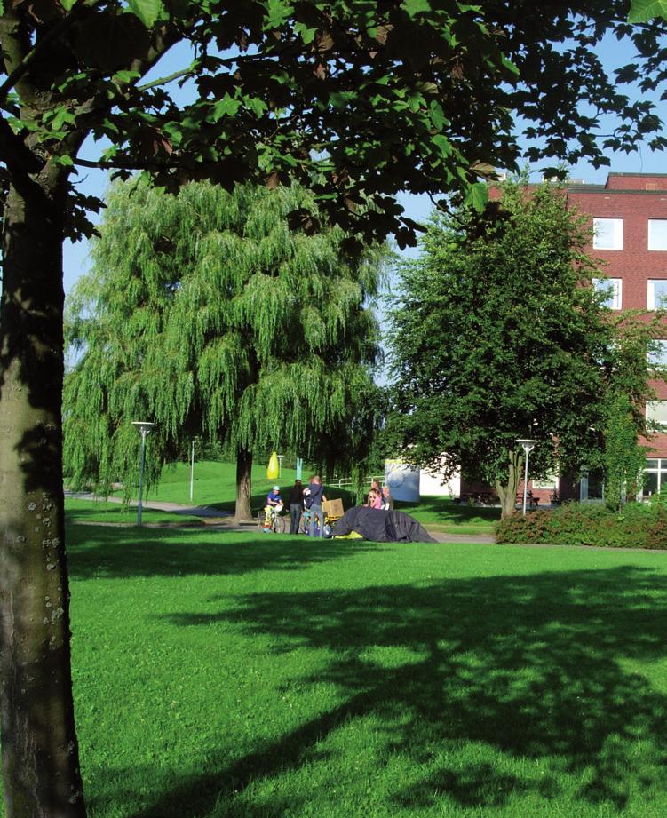 Bra bostadslänkar Stiftelsen AF Bostäder hyr ut studentbostäder i Lund. Du kontaktar dem på 046-19 15 00 eller går in på www.afb.