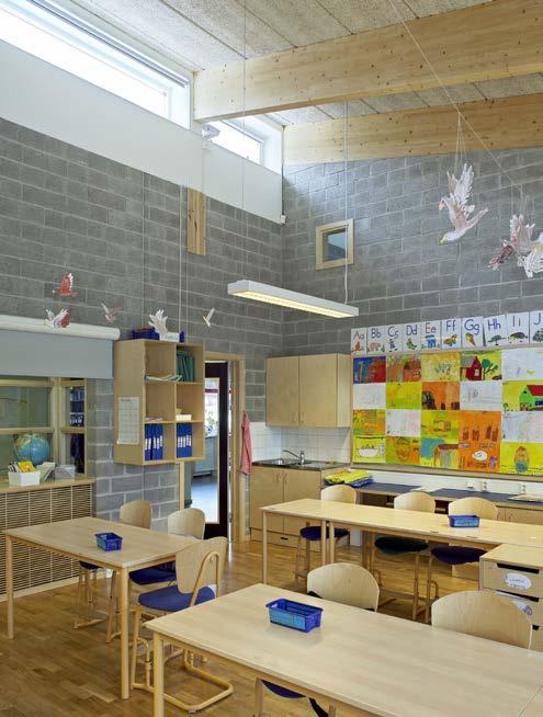 Klassrummet skall vara möblerat och utformat för pedagogiskt arbete. Klassrummet skall stödja pedagogiskt arbete utifrån läroplan för grundskolan.