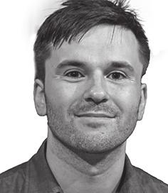 kapital samt betydelsen av ideologi i politiken.