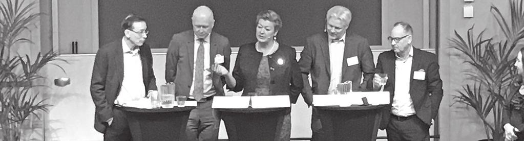 Nobelpristagaren Paul Krugman och docent Anne-Marie Pålsson. Arrangör var KPMG.