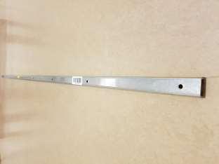K8-194 Streckkod TSL-A-001497 Metallist, 1000x25, för upphängning av väggskåp/hylla Antal(st) 2 Totalvikt(kg) 1,57 UU, Ångström, Orjan Vallin K8-195 Streckkod TSL-A-001488 Metallist, 2100x25, för