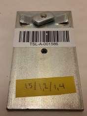 K8-200 Streckkod TSL-A-001586 Metallplatta, med
