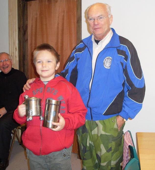 Föreningsmästerskap Prislistor 2010 Fält 1. Bengt Sturesson G Bana 1. Bengt Sturesson G 2. Christer Mjömark S Ligg 2. Bengt Nilsson S 3. Erik Nilsson B 3. Sven Olsson B Bana 1.