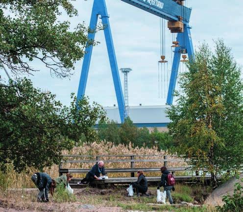 På RuisRock plockade HSR rf:s personal och ett ivrigt talkogäng upp plastflaskor och burkar från festivalfolkets fötter och fyllde 74 av Palpas jättesäckar.