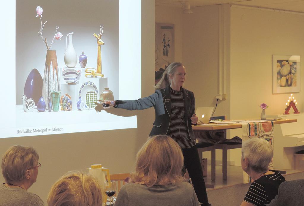 Hon berättade om våra mest framstående glaskonstnärer, möbelhantverkare och textilkonstnärer vars