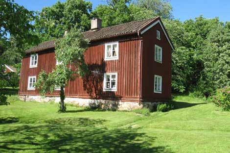 På flertalet av sjöns Mjörns öar har det tidigare bedrivits ett