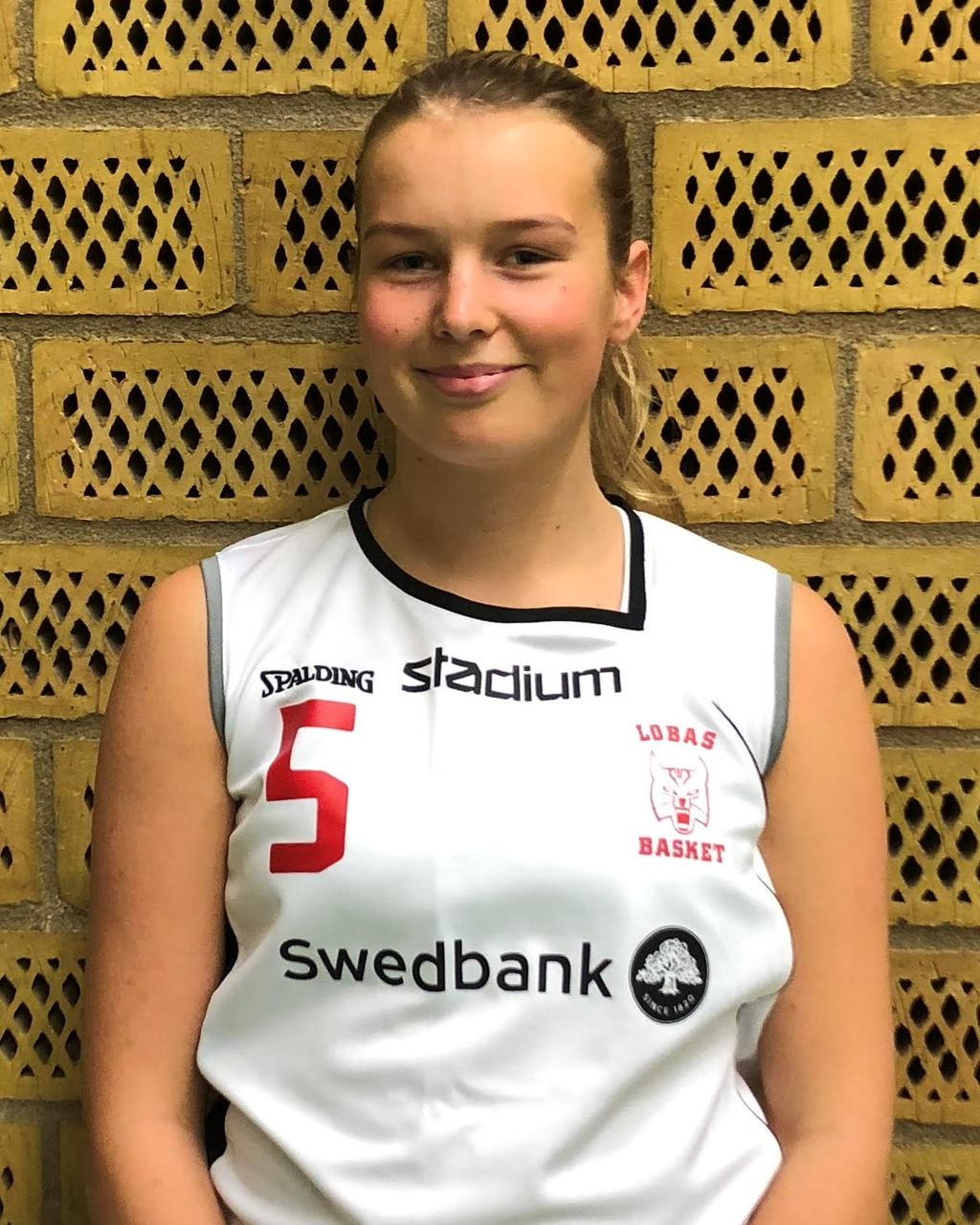 Sofia spelade tidigare två säsonger i Basketettan för LOBAS och har även meriter som ungdomslandslagspelare.