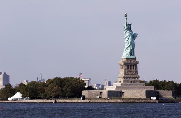 POSITIVA NYHETER FRÅN USA Återhämtningen i den globala ekonomin fortsätter men den politiska osäkerheten kvarstår.