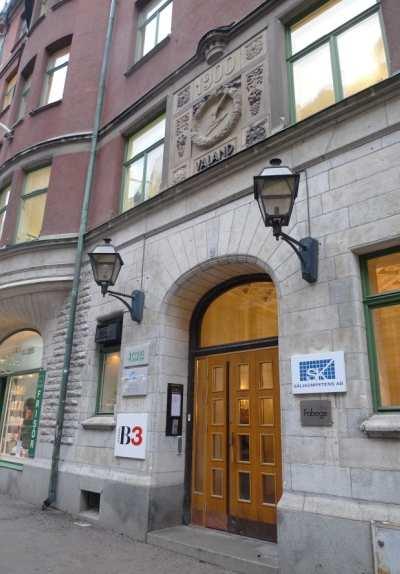 Befintlig kontorsbyggnad på Fenix 1 med omgivande bebyggelse Gällande Detaljplan/Stadsplan Fastigheten omfattas av gällande stadsplan Pl 2504A som saknar användningsbestämmelse men som