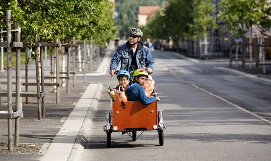 Olika trafikanter, olika behov På de flesta platser i Umeå delar cyklisterna infrastruktur med fotgängarna. Cyklister och fotgängare är dock två olika trafikslag med olika behov.