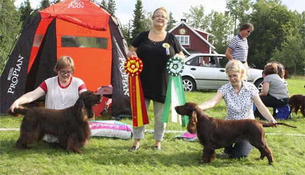 Vinnare från 2010 års utställning. Domare Sara Nordin, Ånnaboda den 14 augusti.