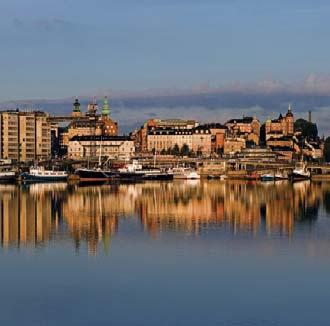 STRATEGI OCH POSITION En framgångsrik strategi Länsförsäkringar Bank är en av Sveriges största banker och har en god tillväxt och Sveriges mest nöjda kunder på privatmarknaden.