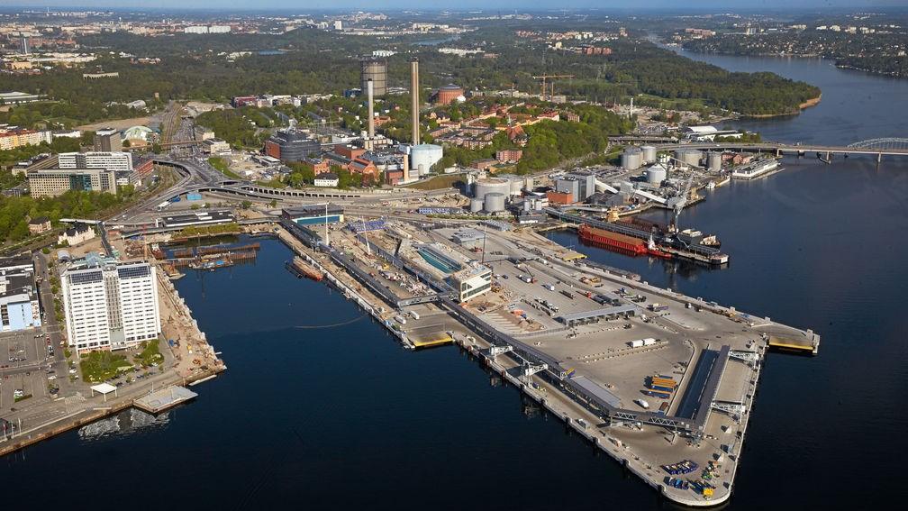 Bild 3. Vy över utbygganden av nya Värtapiren våren 2016 (bildkälla: Stockholms Hamn). 2.1.2 Stadsgården Skeppsbron Masthamnen Bild 5. Vy över Stadsgårdshamnen (www.