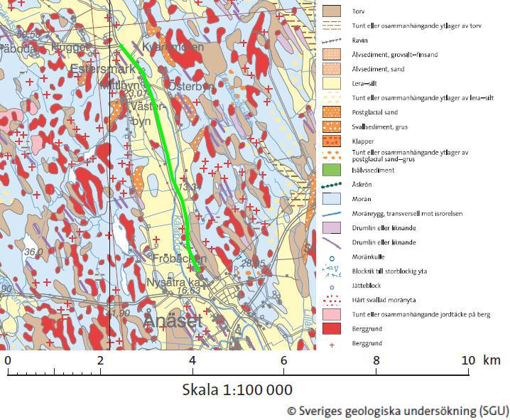 Åtgärder med utskiftningar av finkornig tjälaktiv jord kan behövas för att säkerställa vägens funktion. Nytt bärlager och förstärkningslager kommer att tas från sidotag.