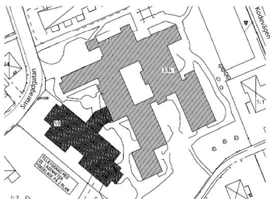 Planförslaget innebär uppförande av en utbyggnad i två våningar i planområdets sydvästra del. Utbyggnaden planeras följa samma byggnadsstil som den befintliga byggnaden.
