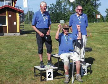 I herrklassen segrade Fredrik Hjalmarsson i en hård kamp mot sin far Inge, bronset gick till Lima genom Dan Törnlind.