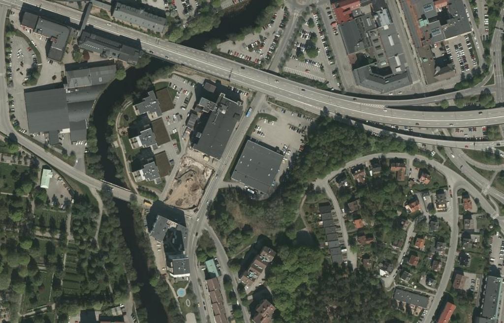 2 Befintlig dagvattenhantering Idag nyttjas större delen av marken i området för industriändamål och en del utgörs av park- eller skogsmark.