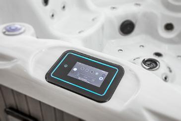 Exklusiv Belysning: flerfärgers LED Aromaterapi Pumpar: från världsledande Gecko. Styrning: Gecko touch display.