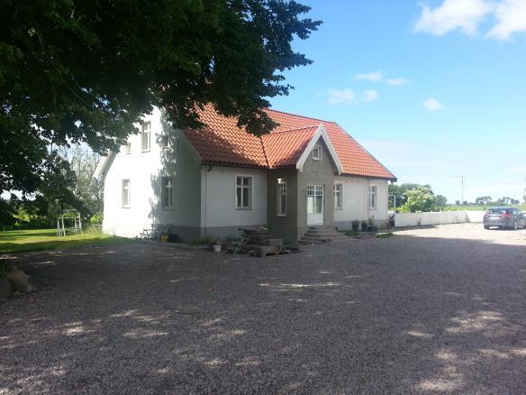 Presentation av styrelsen Du är hjärtligt välkommen att kontakta oss styrelsemedlemmar om du har något på hjärtat som rör byn och trakten och vår verksamhet, vare sig det gäller de sociala