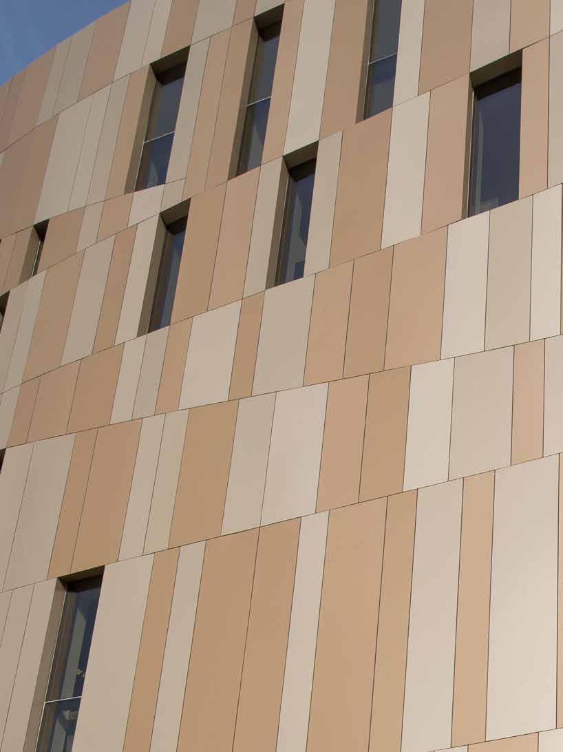 TRESPA METEON ABSTRAKTA VARIATIONER SOM MARKNADSLEDANDE INOM FASADBEKLÄDNAD, UTVECKLAS TRESPA HELA TIDEN. MATERIALINNOVATIONER GER OSS MÖJLIGHET ATT ERBJUDA NYA UTSEENDE FÖR FASADER, IDAG OCH IMORGON.