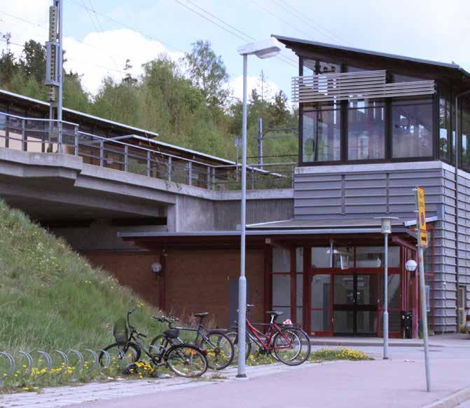 Cykelplan för Strängnäs kommun / 17 För att öka mervärdet för cyklister och göra det enklare att använda cyken i vardagen, bör väl valda cykelparkeringar kompletteras med cykelpumpar.