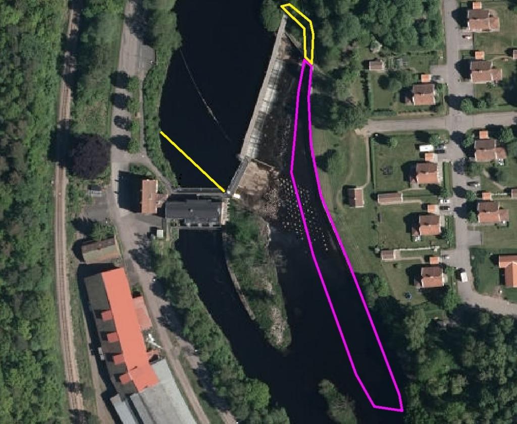 med klunkning av vatten över skibordet vilket åstadkoms genom att under ett antal tillfällen under vandringssäsong dra ner eller stänga turbindriften minst 24 timmar i följd.