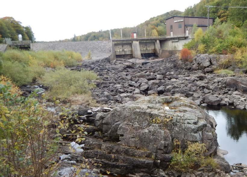 Maredsfors Teknisk data Byggnadsår: 1983 Turbintyp: placering Semikaplan, vertikal Antal aggregat: 2 Fallhöjd: 10,5 Effekt: 4,2 MW Normal årsproduktion: 21 GWh Ägare: Varberg Energi Beskrivning av