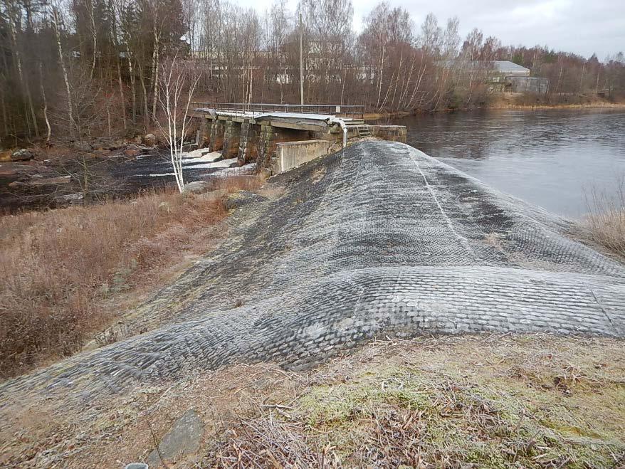 Sågverksdammen i Hyltebruk, den ena av två dammar som planeras att rivas ut. Foto: Fredrik Nilsson.