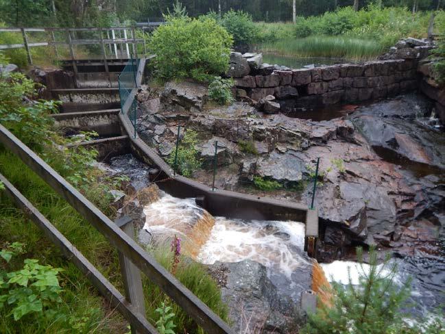 Hallaforsen (Sännan) Fiskväg finns på platsen.