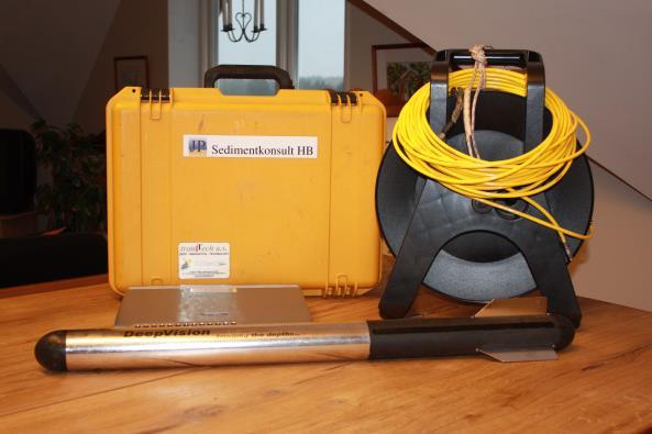 2 Utrustning Sidtittande sonar I denna studie användes en Side scan sonar av typ DeepVision (340 KHz) med towfish DeepEye 340 SS (DeepVision, 2009;