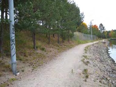 stadsdelarnas grönområden Strand- och kanalpromenader Stränderna längs kanalen och vikarna genom Södertälje är särskilt attraktiva promenadstråk.