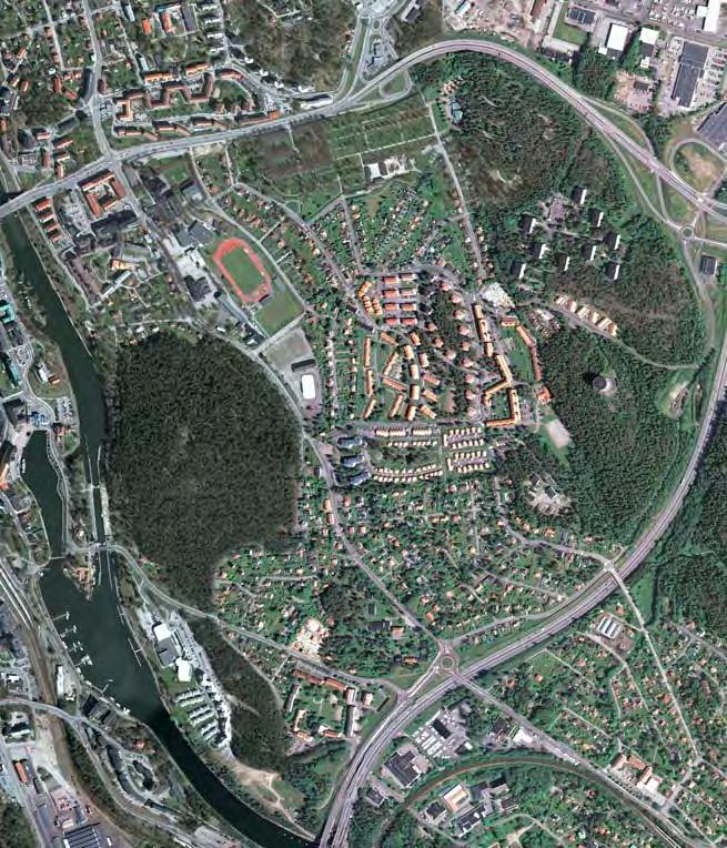 Lagmansparken Nya Kyrkogården Idrottsparken Gilles parken Kamphagen Gamla Kusens backe Folkparken Jakob Borgmästares gata Hasselstigen Majplan Tältparken Lindåstäppan motionsaktiviteter, promenader,